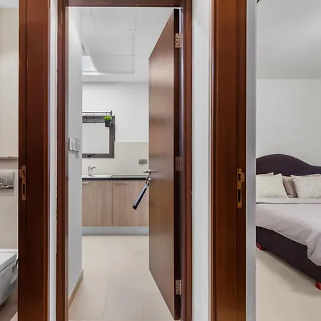 Vacation Dream By Dn Apartment Muscat Exterior photo